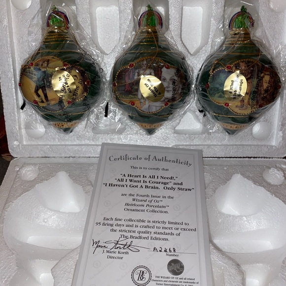 Wizard of Oz Heirloom Porcelain Ornament Collectio
